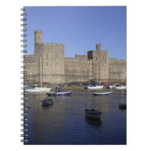 Cuaderno Castillo de Caernarfon, Gwynedd, Gales (RF)