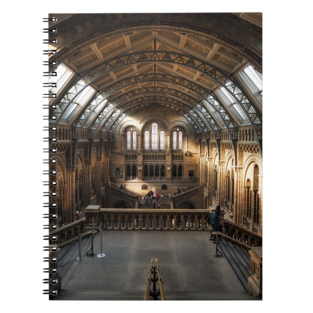 CUADERNO CATEDRAL MARRÓN DURANTE EL DÍA (Frente)