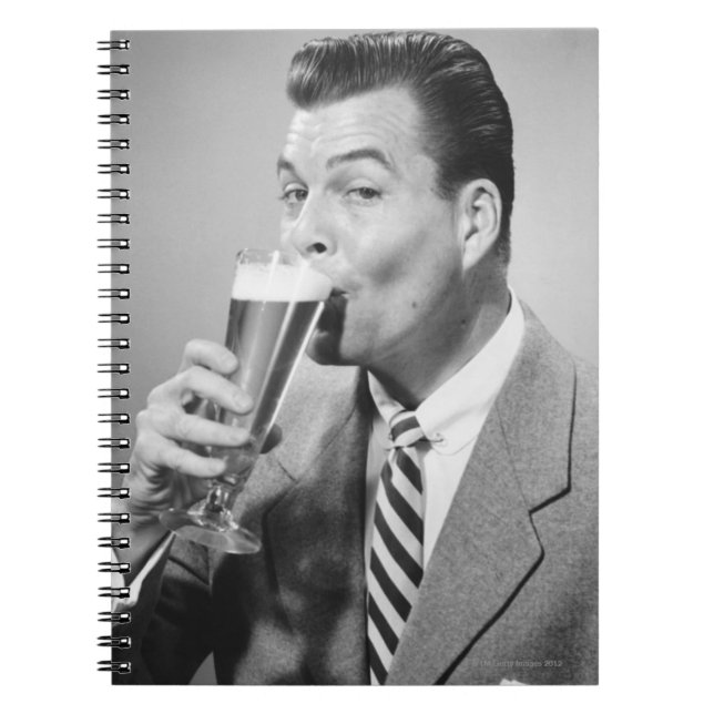 Cuaderno Cerveza de consumición del hombre de negocios (Frente)