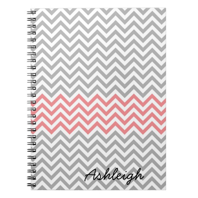 Cuaderno Chevron gris, blanco y coral (Frente)