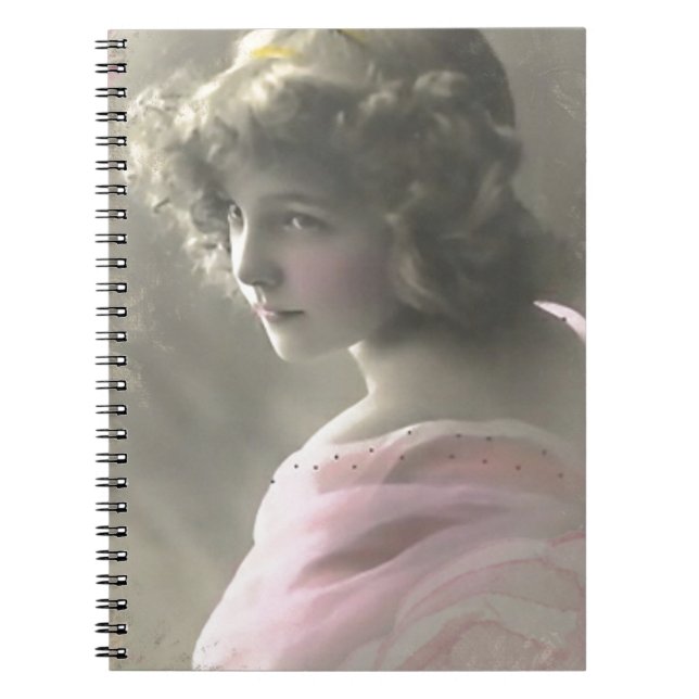Cuaderno Chica adolescente victoriana de época en rosa (Frente)