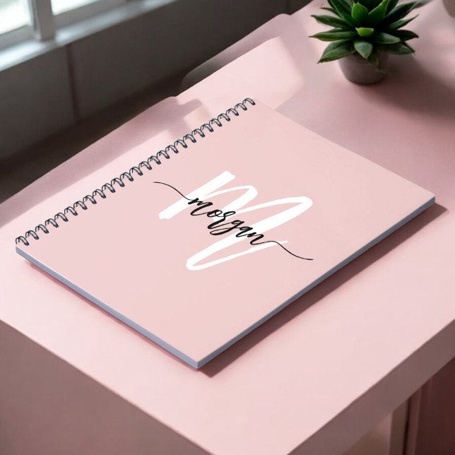 Cuaderno Chica de monograma rosa recorta el guión de vuelta (Subido por el creador)