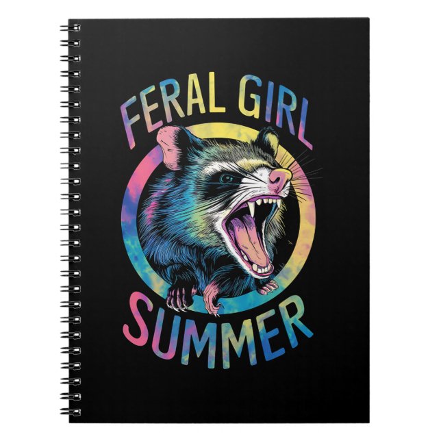 Cuaderno Chica Feral Verano Oposum Tie Dye Mapache (Frente)