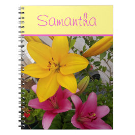 Cuaderno Chicas de flores de lirio rosa y amarillo no