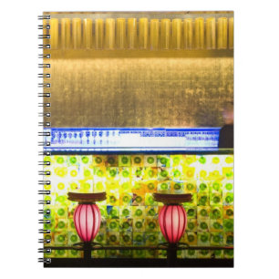 Cuaderno China, Shanghái. Bar en el barrio Xin Tian Di bar