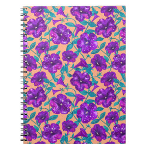 Cuaderno Cielo nocturno de Petunia sobre el fondo del albar