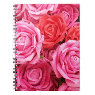 Cuaderno Cierre de fondo artificial de rosa roja