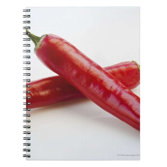 Cuaderno Cierre de los chiles rojos sobre blanco (Frente)