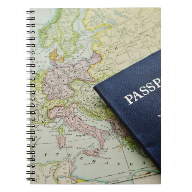 Cuaderno Cierre del pasaporte en el mapa europeo (Frente)