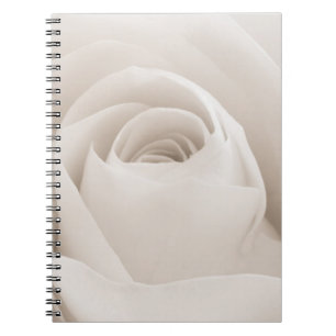 Cuaderno Ciérrese para arriba de los pétalos color de ros