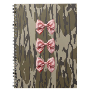 Cuaderno Cintas y cerdas rosadas de camo estéticas en el in