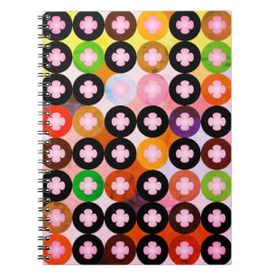 Cuaderno Círculos Multicolores y Tréboles de Cuatro Hojas R