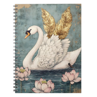 Cuaderno cisne majestuoso con alas doradas flota en el agua
