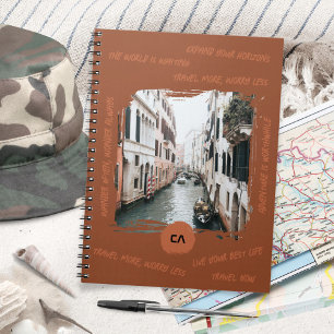 Cuaderno Cita de viaje de Boho Rust con monograma y foto