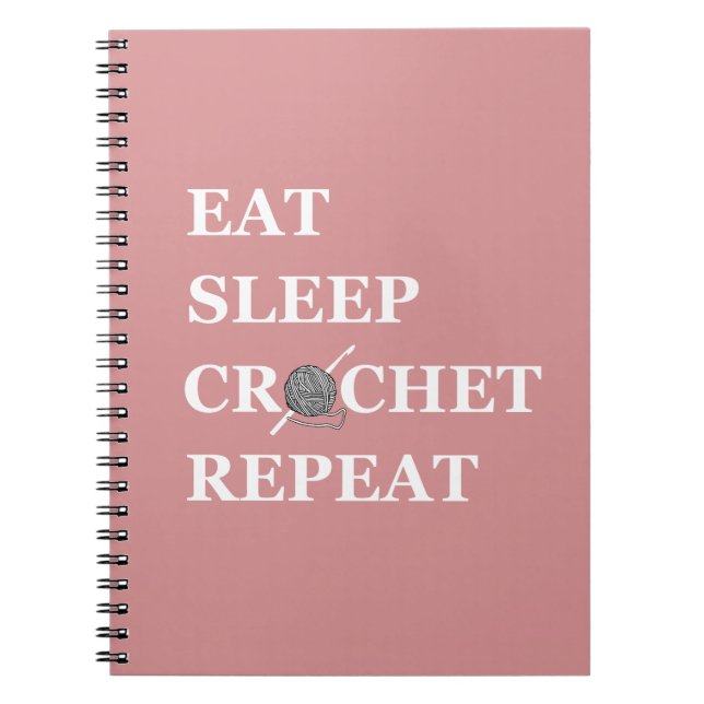 Cuaderno Cita divertida de crochet tejiendo un regalo (Frente)