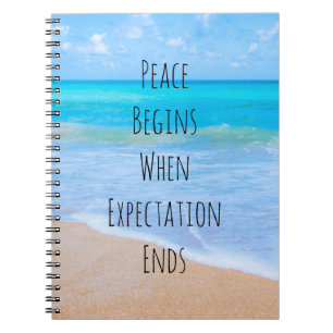 Cuaderno Cita inspiradora con escena de playa tropical
