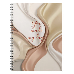 Cuaderno clásico con diseño gráfico elegante