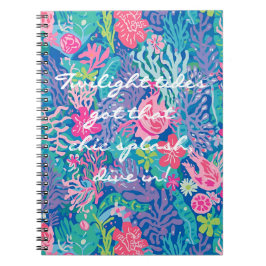 Cuaderno clásico con gráfico elegante