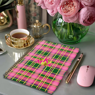 Cuaderno Clásico Cuadro Rosa y Verde Monogramado