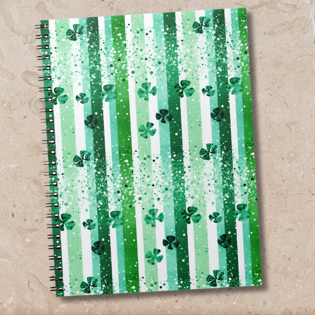 Cuaderno Classic Green White Vertical Stripes Shamrocks (Subido por el creador)