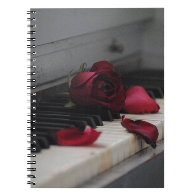 Cuaderno Claves de piano con una rosa roja (Frente)