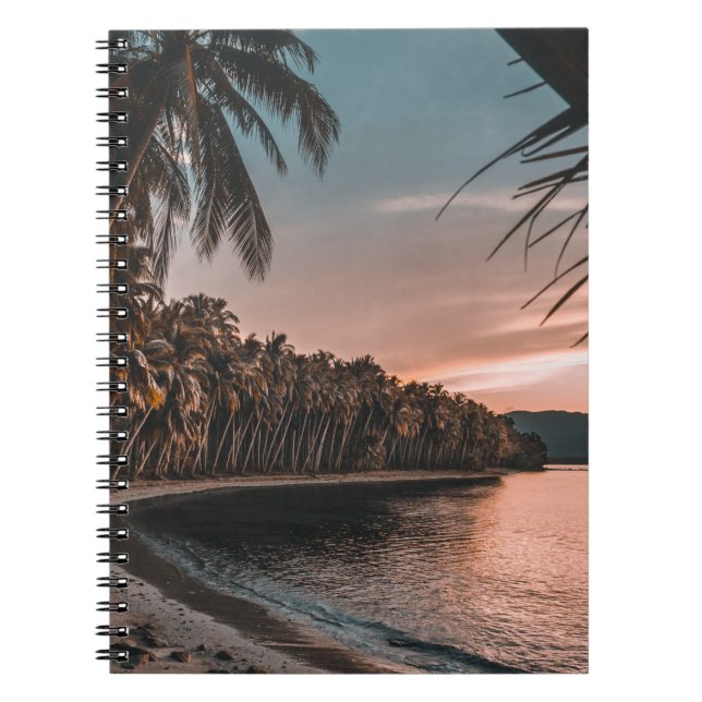 CUADERNO COCOTEROS VERDES QUE CRUZAN LA PLAYA (Frente)