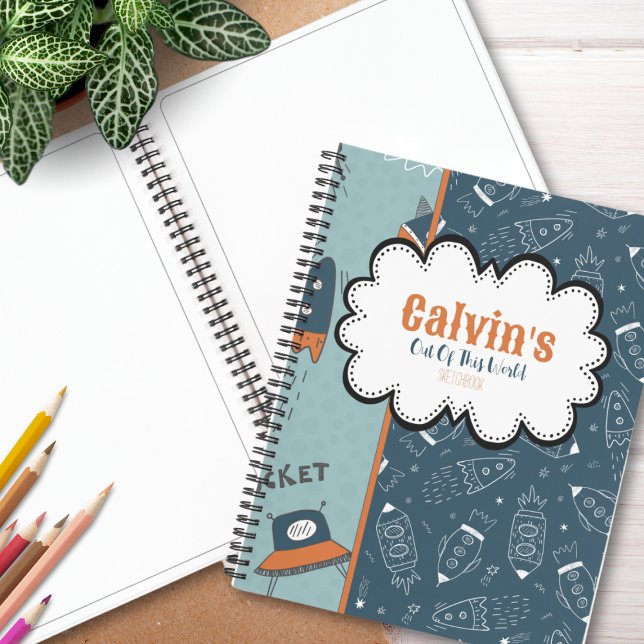 Cuaderno Cohetes Doodle en el espacio Esquina de nombre del (Blast off creativity with our Space Rocket Sketchbook - where your child's name takes center stage.)