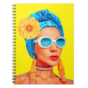 Cuaderno Collage de arte contemporáneo. Chica de moda vacac