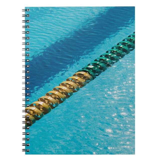 Cuaderno Collares de abalorios azules y blancos sobre el cu (Frente)