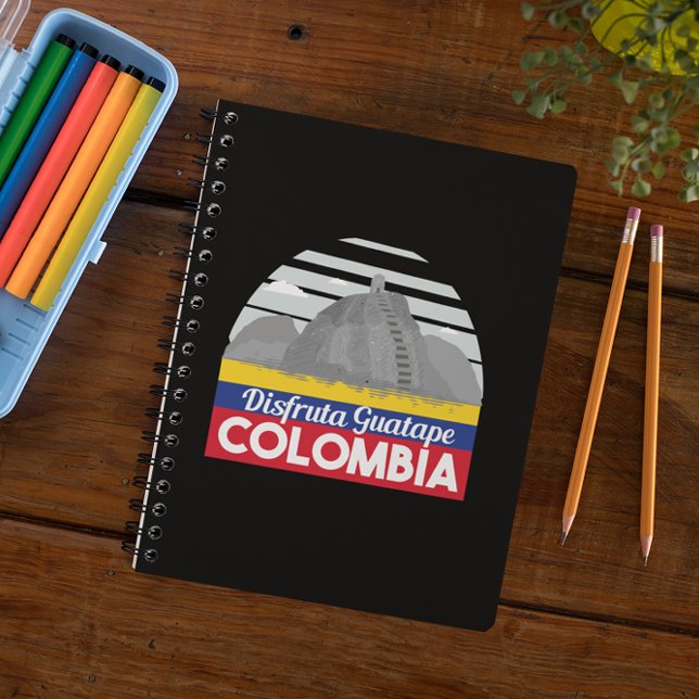 Cuaderno Colombia Guatape Vintage Travel (Colombia Guatape Vintage Travel Notebook)