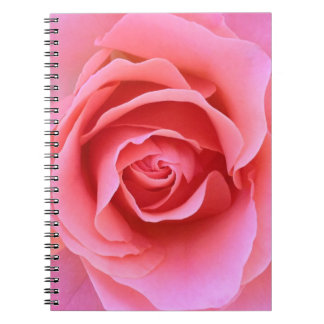 Cuaderno color de rosa rosado