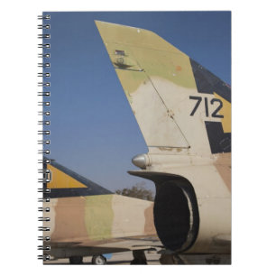 Cuaderno Combatiente Kfir de construcción israelí
