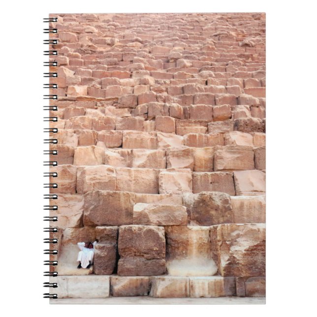 Cuaderno Complejo piramidal de Giza. También llamado el Cue (Frente)