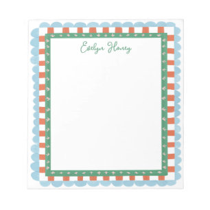 Cuaderno con borde ondulado de colores vibrantes y