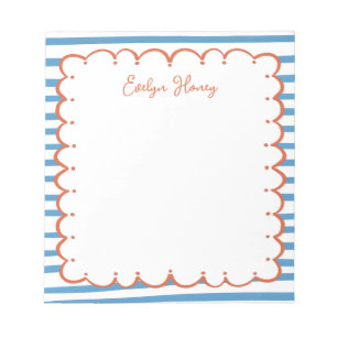 Cuaderno con borde ondulado de colores vibrantes y