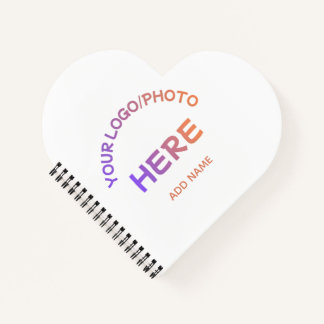 Cuaderno con forma de corazón con logotipo corpora
