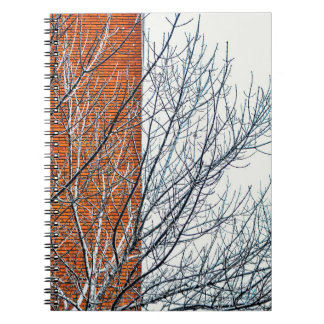 Cuaderno con fotografía de un día de invierno