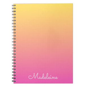 Cuaderno con gradiente pastel femenino de amarillo