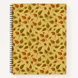 Cuaderno con hojas de otoño