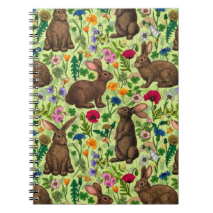 Cuaderno Conejos y flores silvestres en verde miel