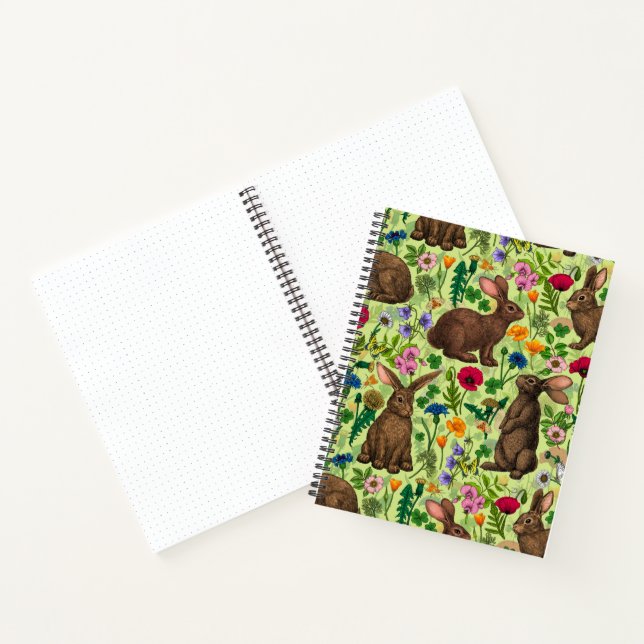 Cuaderno Conejos y flores silvestres en verde miel (Interior)