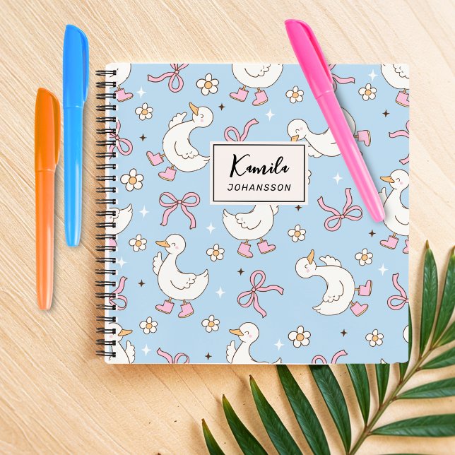 Cuaderno Coquette de Tonto Pato de Rosa Nombre Personalizad (Subido por el creador)