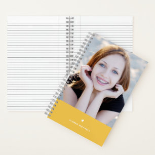 Cuaderno Corazón amarillo bonito y foto con nombre