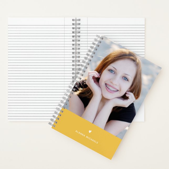 Cuaderno Corazón amarillo bonito y foto con nombre (Interior)