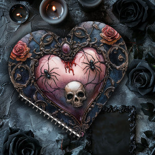 Cuaderno Corazón gótico con arañas y calavera