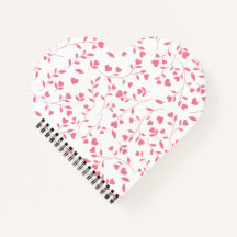 Corazón Romántico de Vines Rosadas Patrón Blanco