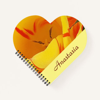 Cuaderno Corazón tulipán de primavera amarilla