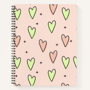 Cuaderno Corazones y estrellas cortos con un patrón rosado