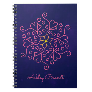 Cuaderno Corazones y flores inspiradas en Mandala