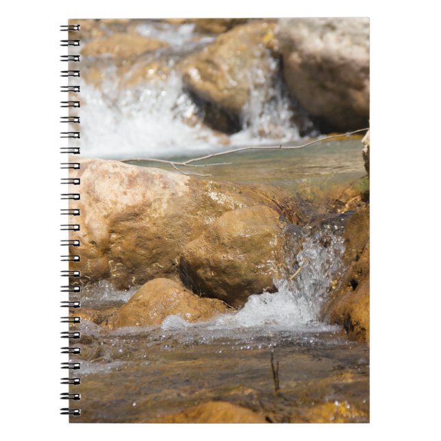 Cuaderno Corriente tormentosa en primavera (Frente)